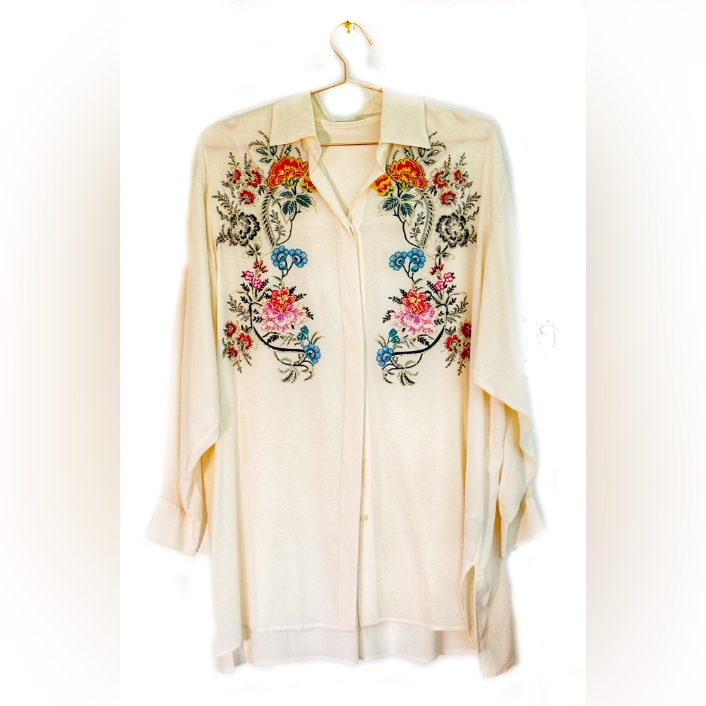 Etro Cream Blouse with Embroidered Floral  Design, 48, 12.